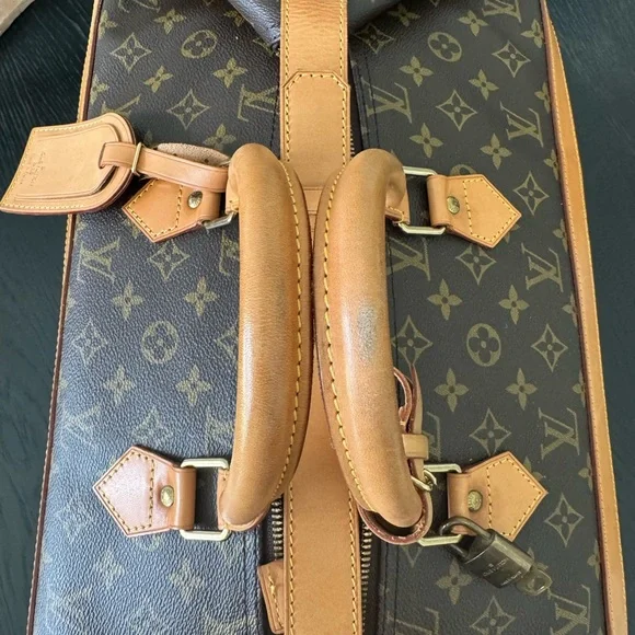 Louis Vuitton Brown Monogram Duffel Bag with Vachetta Leather - Picture 5 of 14